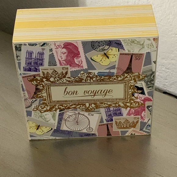 Other - 🔥NWT Bon Voyage Wood Decor